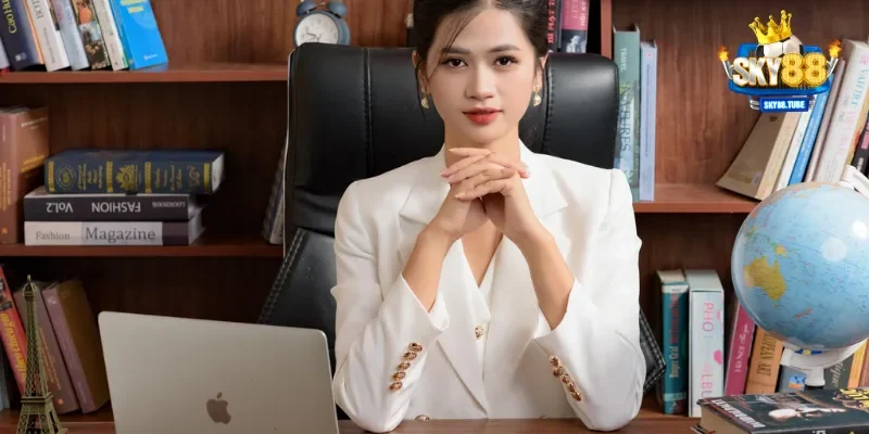 Sự nghiệp của tác giả Phương Anh